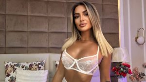 AbbyZanella – Katso livecam tästä