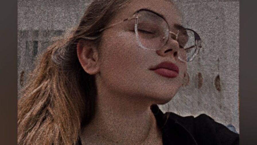 EvaMighty – Katso livecam tästä